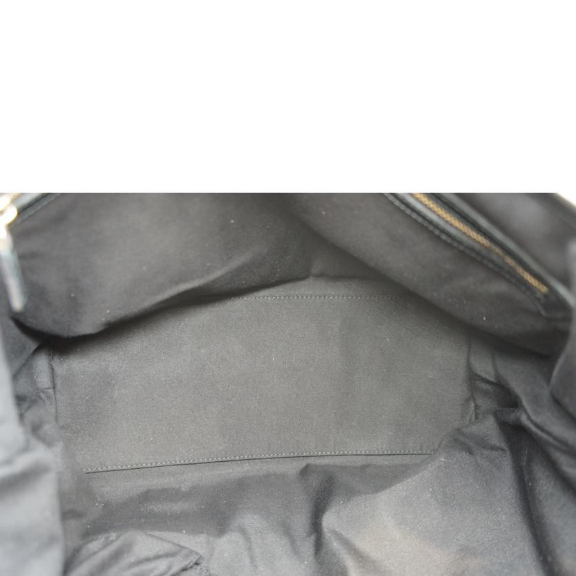 GUCCI/GGキャンバスチャーム付トートブラック/137396//467***/Aランク/92