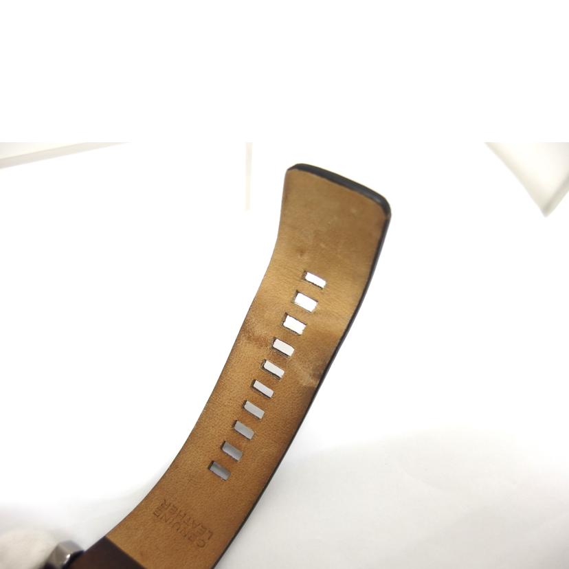 DIESEL ディーゼル /ダブルダウン48/クロノデイトウォッチ/クォーツ/DZ-4350//251***/Bランク/04