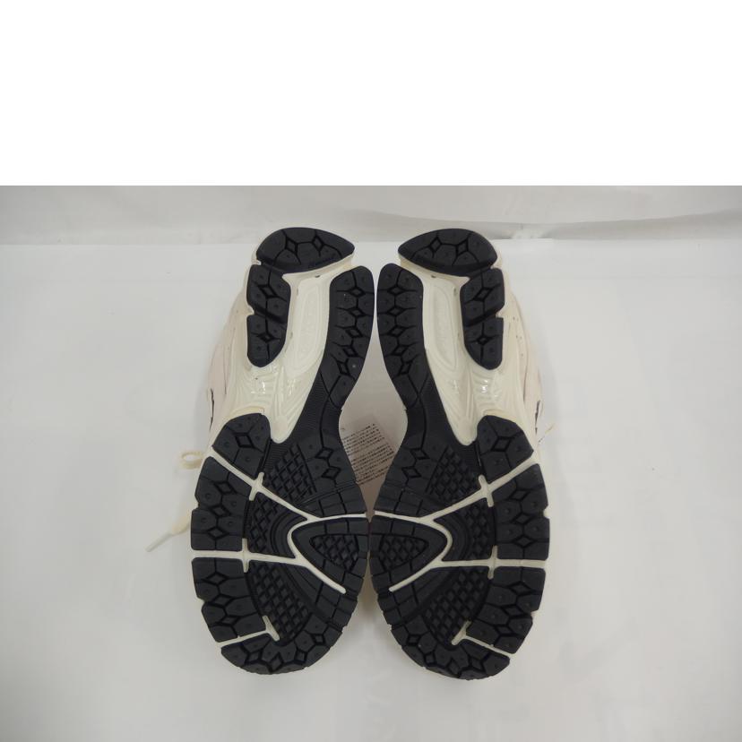 NEW BALANCE NB/ニューバランス OFF WHITE width D/M2002RCC//SAランク/82