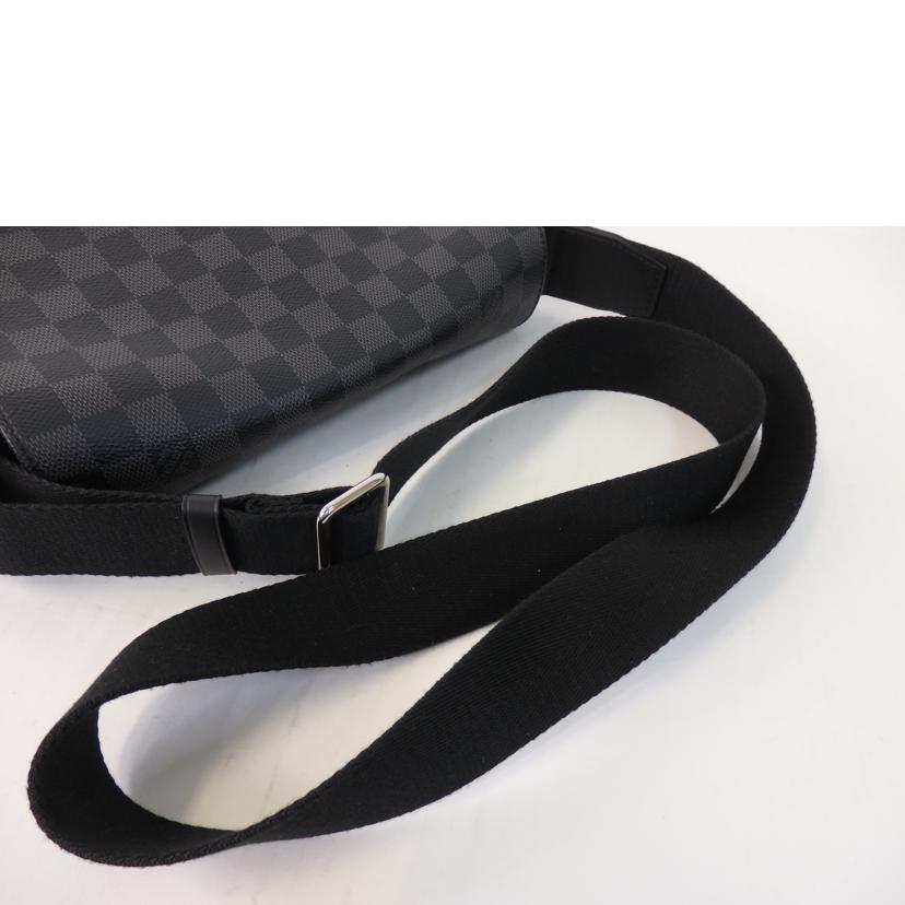 LV ルイヴィトン/ディストリクトPM/ダミエ・グラフィット/N41028//CA3***/Aランク/84