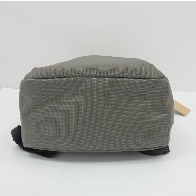 THE NORTH FACE/シャトルデイパック24L/NM82329//Sランク/77