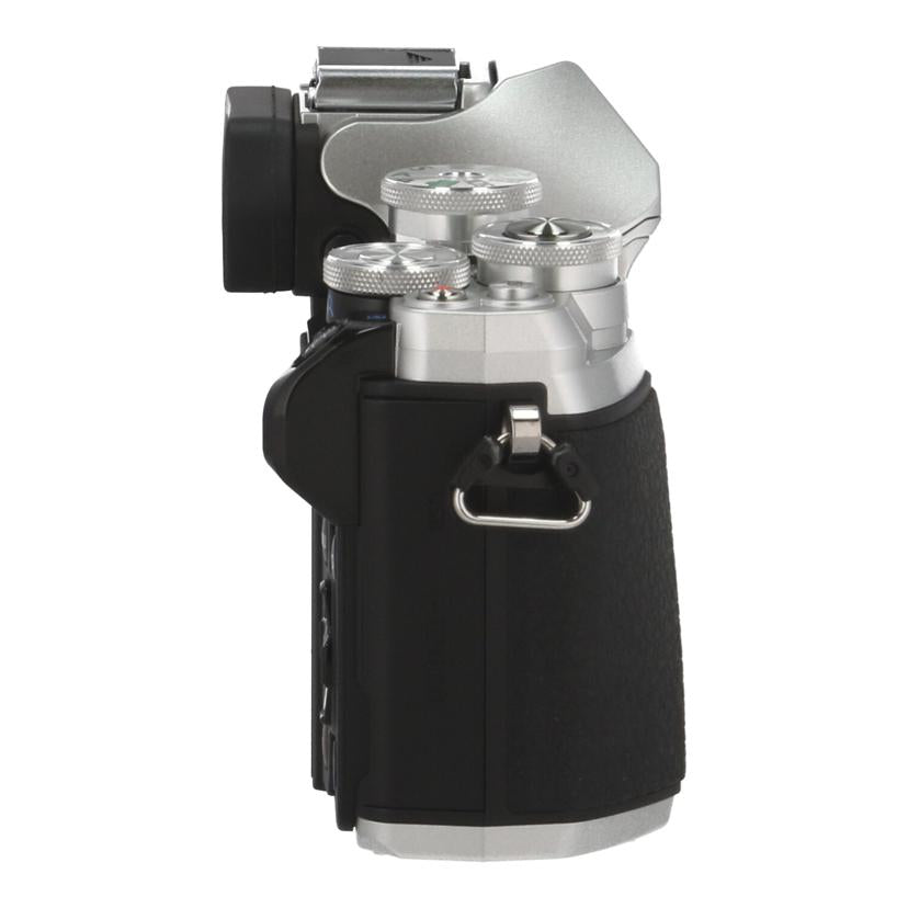 OLYMPUS オリンパス /ミラーレス一眼 ボディ/E-M10 Mark II ボディ//BHXA18559/Bランク/70