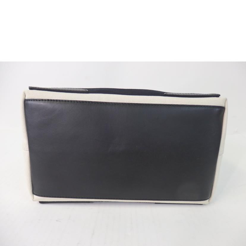 BALENCIAGA バレンシアガ/ネイビーカバス/339933//・10***********/ABランク/84