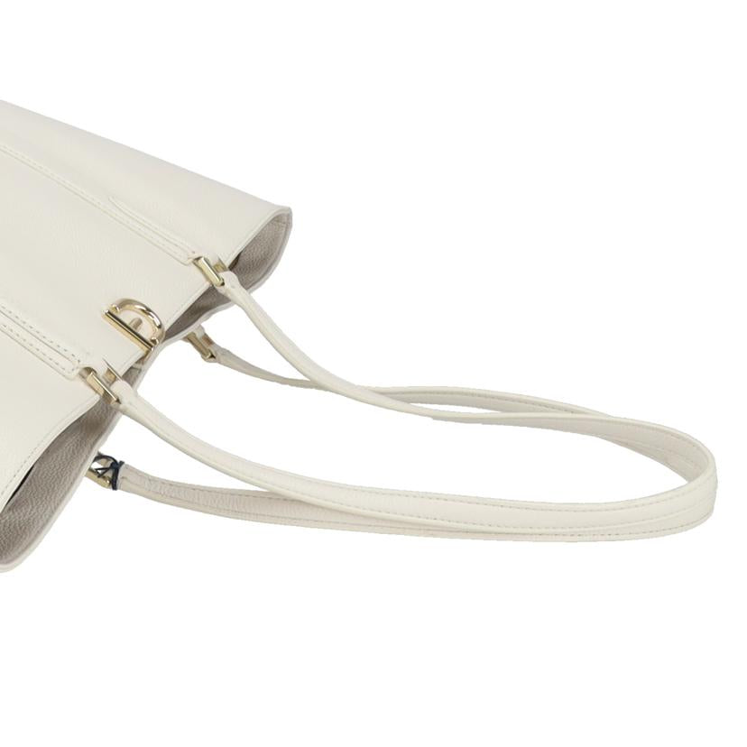 COLE HAAN コールハン/エッセンシャルトートバッグ/U06574//Sランク/75