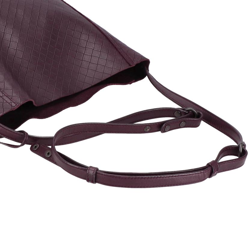 BOTTEGA VENETA ボッテガヴェネタ/イントレチャート斜め掛けショルダー/ブラウン//ABランク/75