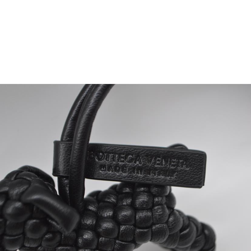 BOTTEGA VENETA ボッテガヴェネタ/イントレチャートナッパレザードックチャーム/807068 V3D81//SAランク/89