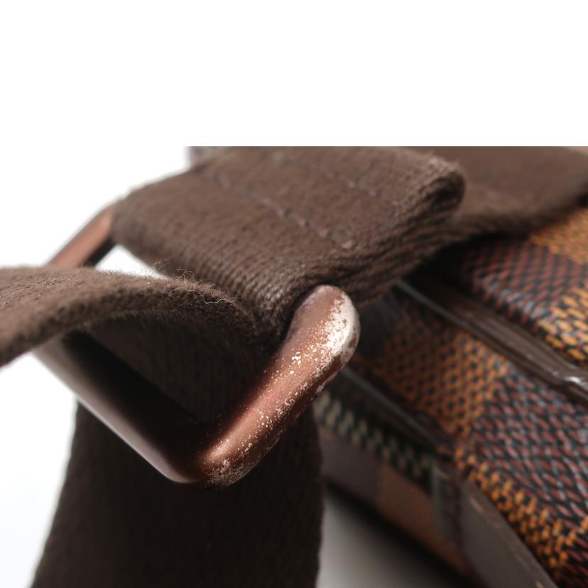 LOUIS VUITTON ルイヴィトン ルイ・ヴィトン ビトン ダミエ・エベヌ 市松模様 ブラウン 茶 ショルダーバッグ ハンドバッグ トートバッグ ブラウン メンズ レディース 定番 人気 LV 斜め掛け 肩がけ/バム・バッグ・ブルックリン/ダミエ/エベヌ ボディバッグ/N41101//CA0***/Bランク/65
