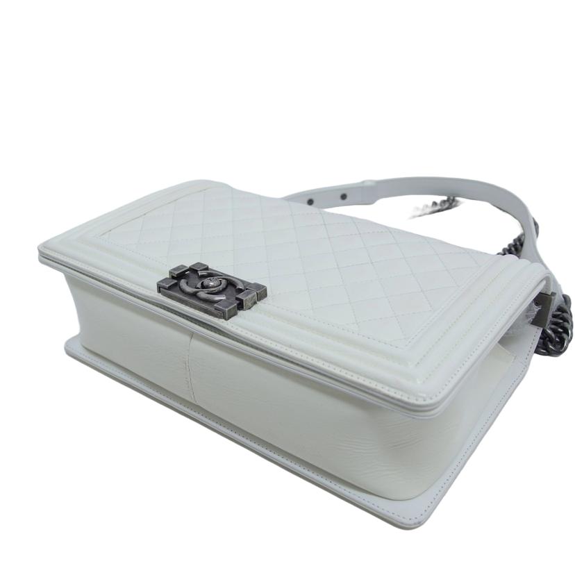 CHANEL シャネル/ボーイシャネル マトラッセ チェーンショルダーバッグ/ホワイト//194*****/ABランク/18