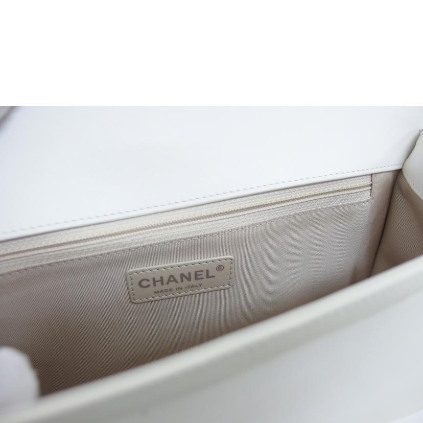 CHANEL シャネル/ボーイシャネル マトラッセ チェーンショルダーバッグ/ホワイト//194*****/ABランク/18