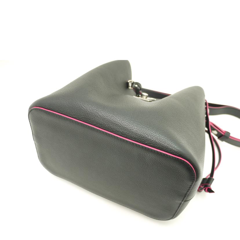 LOUIS VUITTON ルイヴィトン/ロックミーバケットNV/ノワール/M54677//RFI****/Aランク/69