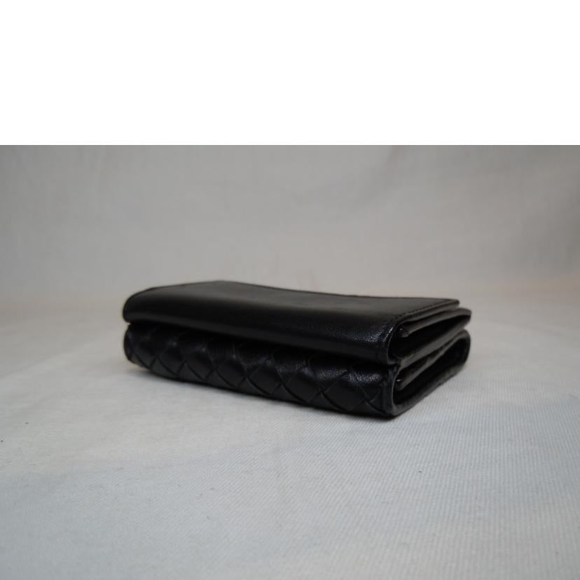 BOTTEGA VENETA/イントレチャートコンパクトウォレットブラック//Aランク/92