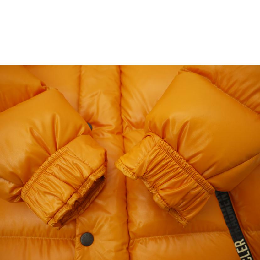 MONCLER モンクレール/×FRAGMENT DESIGN HANRIOT GUIBBOTTO/E209U4130750 68950//Aランク/69