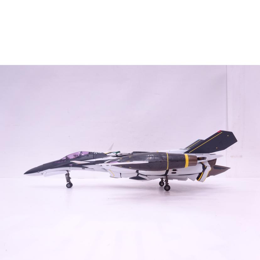 BANDAI バンダイ/YF-29デュランダルバルキリー(30周年記念カラー)/GE-58//Bランク/42