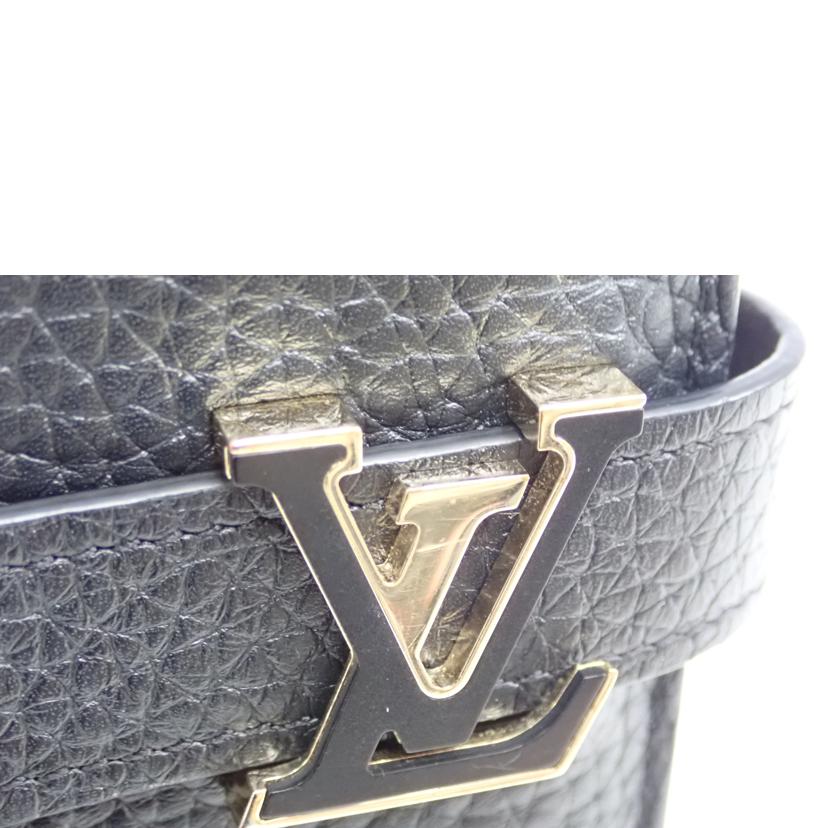 LV LV/ヴェルティカルウォレット/トリヨン/M81330//ICタ**/ABランク/62