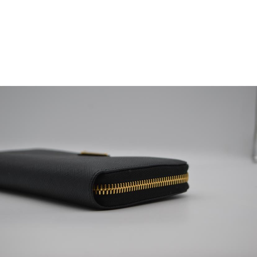 PRADA プラダ/サフィアーノトライアングルラウンドファスナー長財布/1ML506//164/Sランク/89