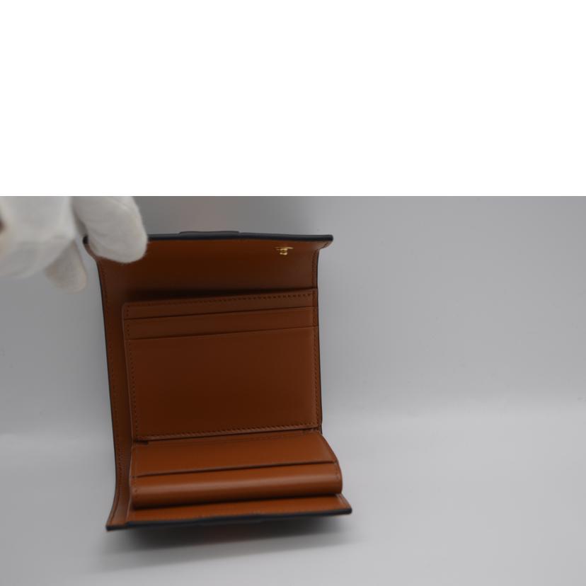 CELINE セリーヌ/トリオンフキャンバススモールトリフォールドウォレット/10D5.72BZ9.04LU//F・I******/Aランク/89