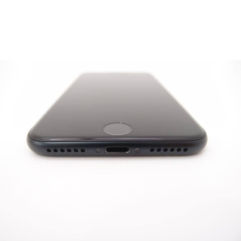 Apple アップル/iPhone SE 第3世代 ミッドナイト/SIMロック解除済み/MMYC3J/A//PM27VTGXTP/Aランク/69