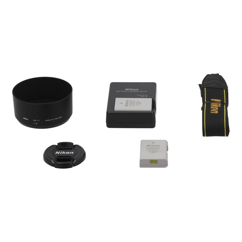 Nikon ニコン /デジタル一眼 ダブルズームキット/D5600 ダブルズームキット//2010171/Bランク/82