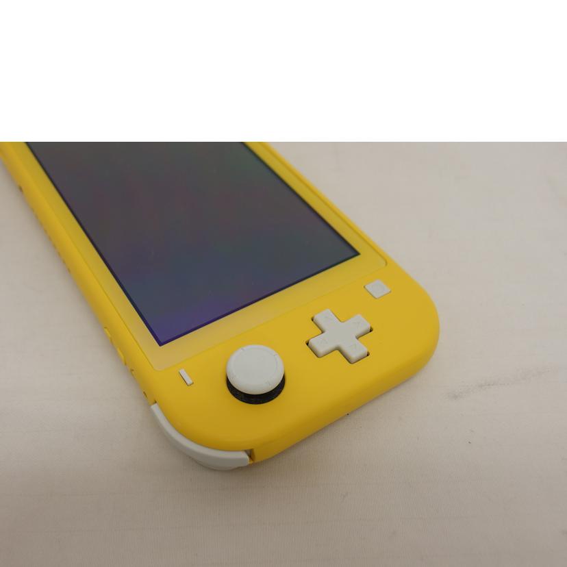 NINTENDO 任天堂/SWITCH LUGHT イエロー/HDS-S-YAZAA//XJJ10002385289/Bランク/04