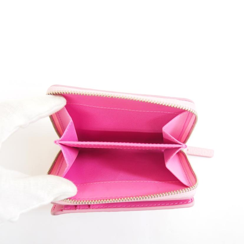 MARC JACOBS マークジェイコブス/レザーデボスロゴコンパクトウォレット//Aランク/71