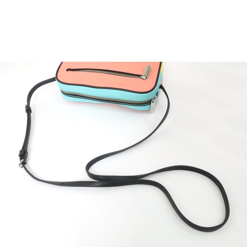 MARC BY MARC JACOBS マークバイマークジェイコブズ/レザーショルダーバッグ ライトブルー コーラルピンク イエロー//Aランク/65