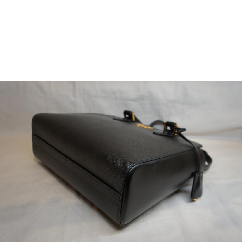 PRADA プラダ/サフィアーノレザー2WAYハンドバッグ/ブラック/1BA113//222/SAランク/92