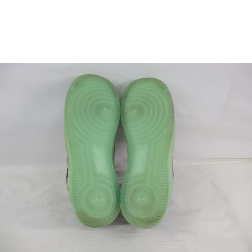 NIKE ナイキ/AIR FORCE1 REACT LV8/CV2218-001//Aランク/84