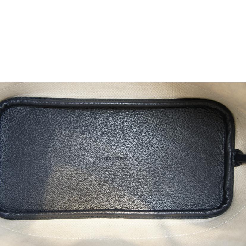 GUCCI グッチ/GGスプリーム/スモールトートバッグ/オフディア/726762//520***/SAランク/92