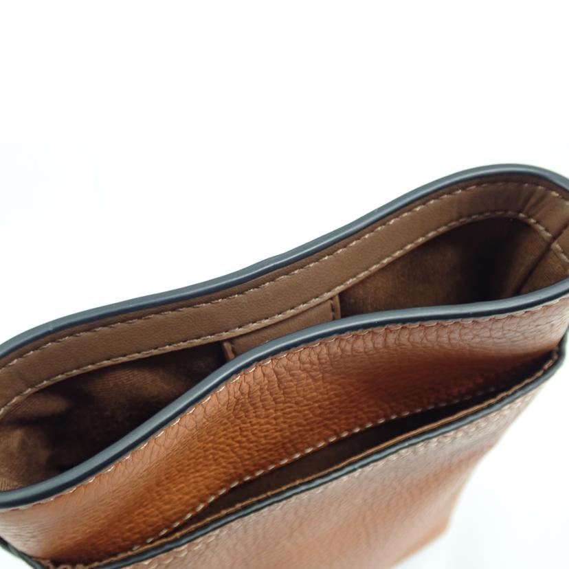 COACH COACH/コーチ レザーショルダー/CB910//D23**/Aランク/62