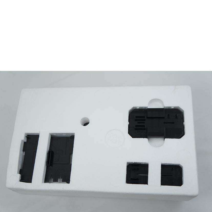 BANDAI バンダイ/超合金魂 コンバトラーV/GX-03//ABランク/67