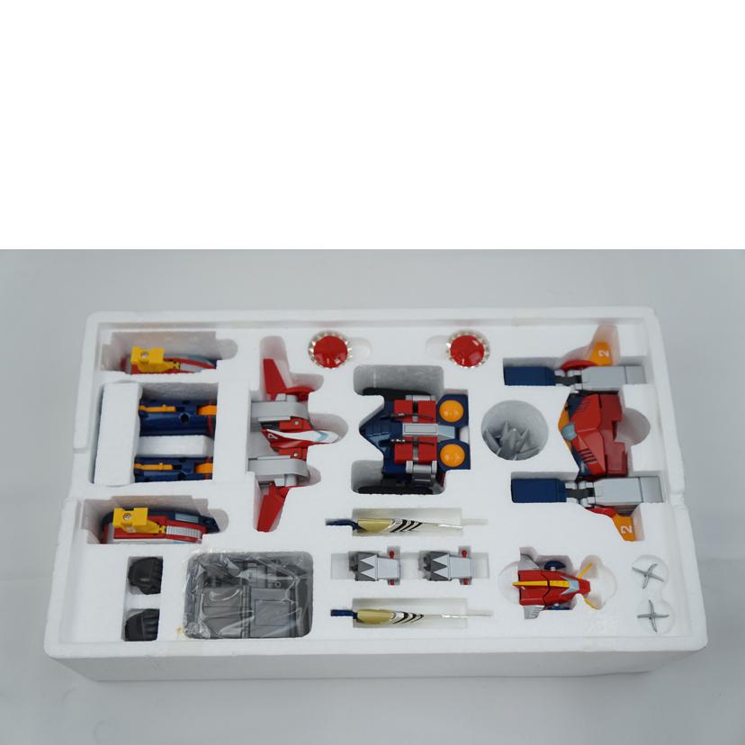 BANDAI バンダイ/超合金魂 コンバトラーV/GX-03//ABランク/67