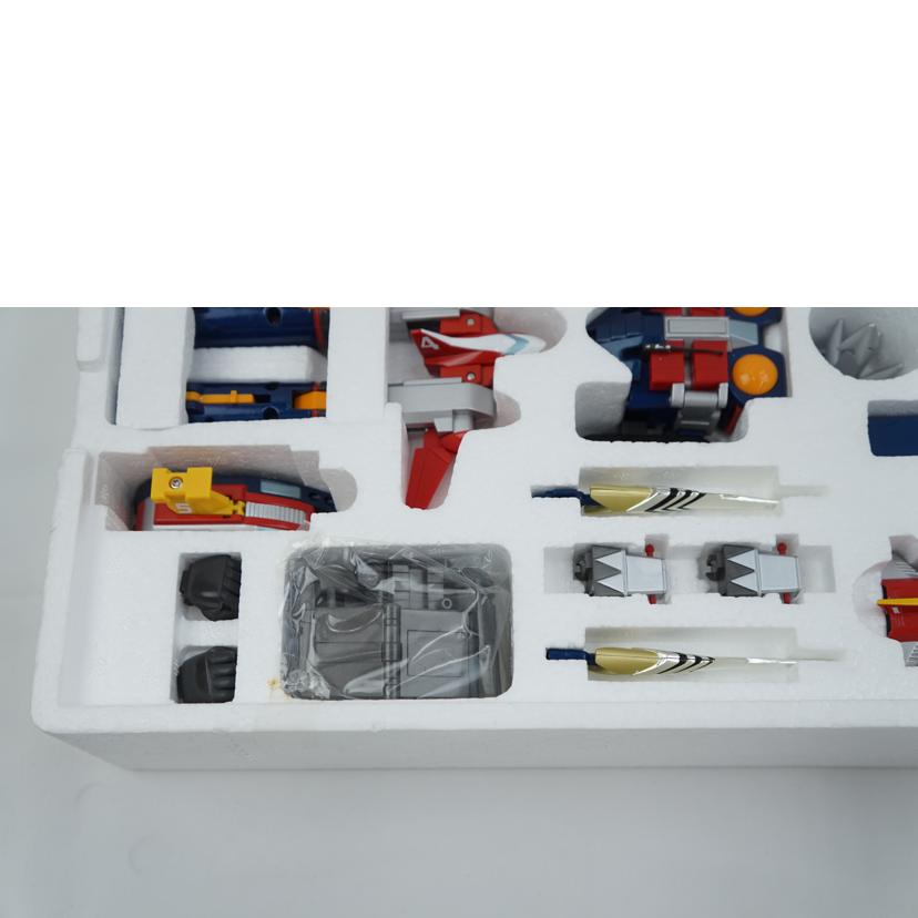 BANDAI バンダイ/超合金魂 コンバトラーV/GX-03//ABランク/67