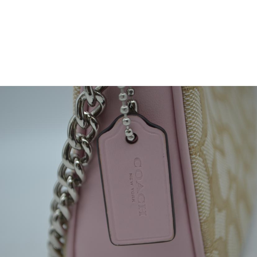 COACH コーチ/アウトラインシグネチャーチェーンレザーハンドポーチ/64877//C16**/Aランク/89