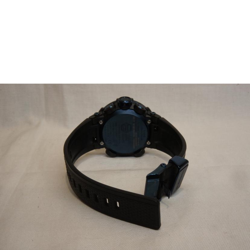 CASIO カシオ/G-SHOCKタフソーラーカーボンコアガードアナデジ/GST-B200//193********/ABランク/92