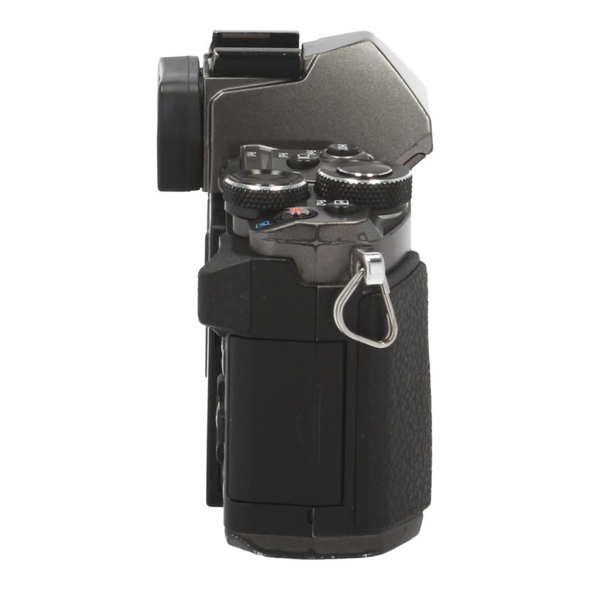 OLYMPUS オリンパス /ミラーレス一眼ボディ/OM-D E-M5 MarkII ボディ//BHFA05043/Bランク/19