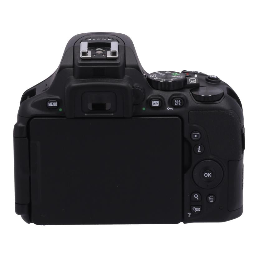 Nikon ニコン/デジタル一眼 ダブルズームキット/D5600 ダブルズームキット//2172484/Bランク/62