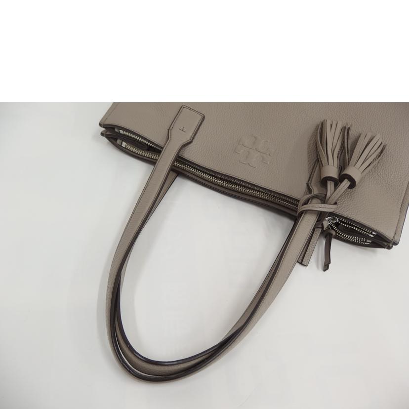 TORYBURCH トリーバーチ/ロゴレザーハンド//Aランク/82