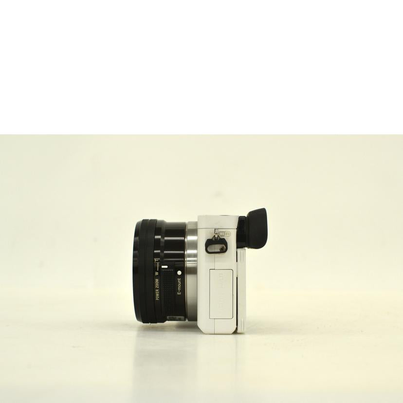 SONY/ミラーレス一眼/α6000 /16-50PZ/α6000 /16-50PZ//3170265/Bランク/75