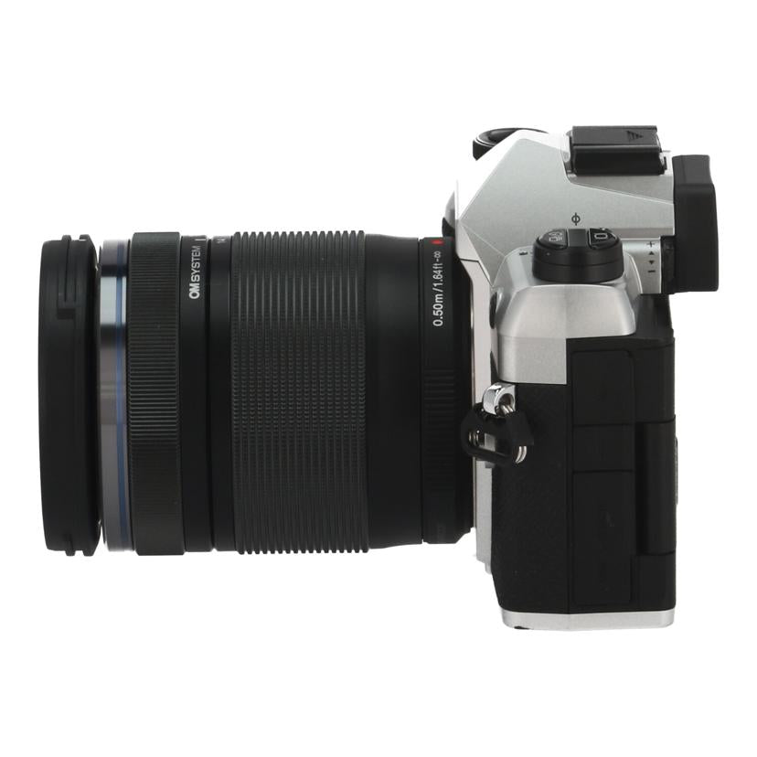 OM SYSTEM OMデジタルソリューションズ /ミラーレス一眼 レンズキット/OM-5 MarkII 14-150mmレンズキット//BJUA03609/Aランク/05