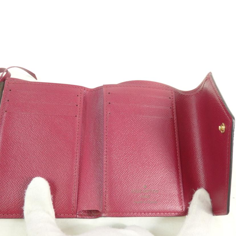 LV ルイヴィトン/ポルトフォイユ・ヴィクトリーヌ/モノグラム/フューシャ/M41938//MI0***/Aランク/84