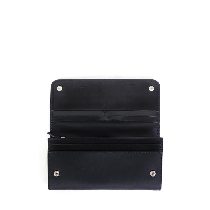 PRADA プラダ/長財布 / ビジューロゴ//ABランク/81