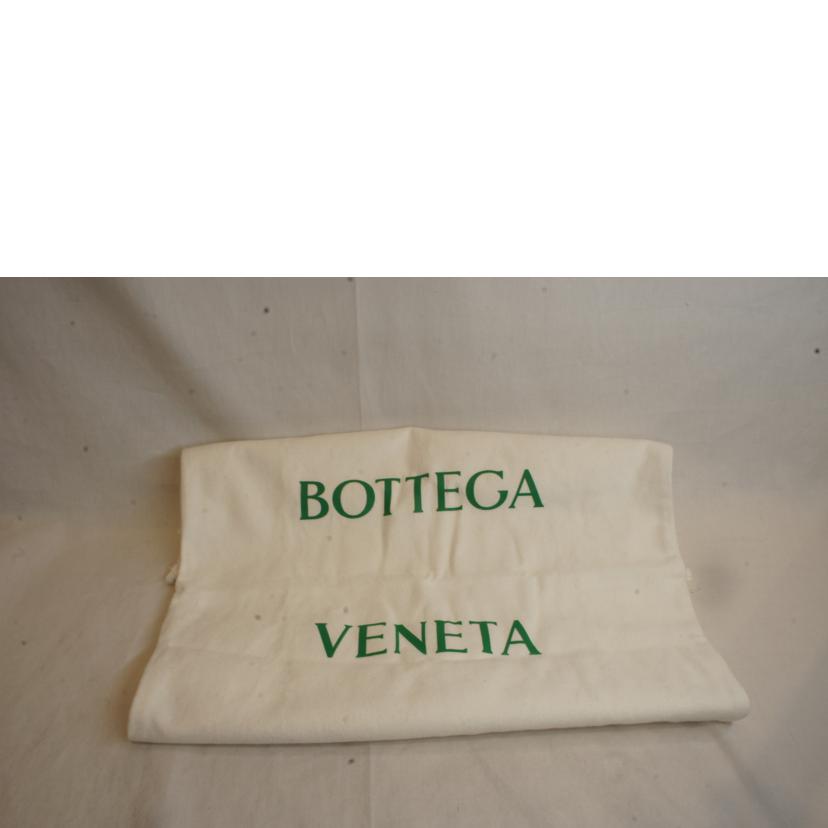 BOTTEGA VENETA ボッテガヴェネタ/レザーショルダーゴールドデカチェーン2WAYブラック//Aランク/92