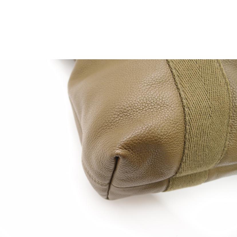 BALENCIAGA/サープラストート/カーキ/437364・3300//535***/Aランク/69