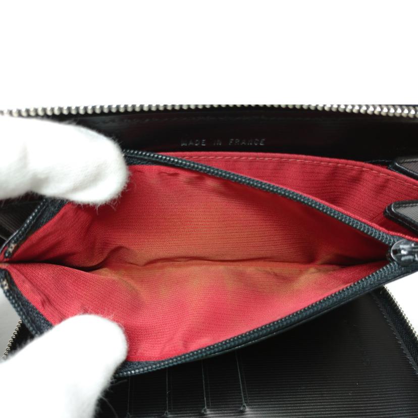 CHANEL/旧トラベルライン ラウンドファスナー 財布//614****/Bランク/52