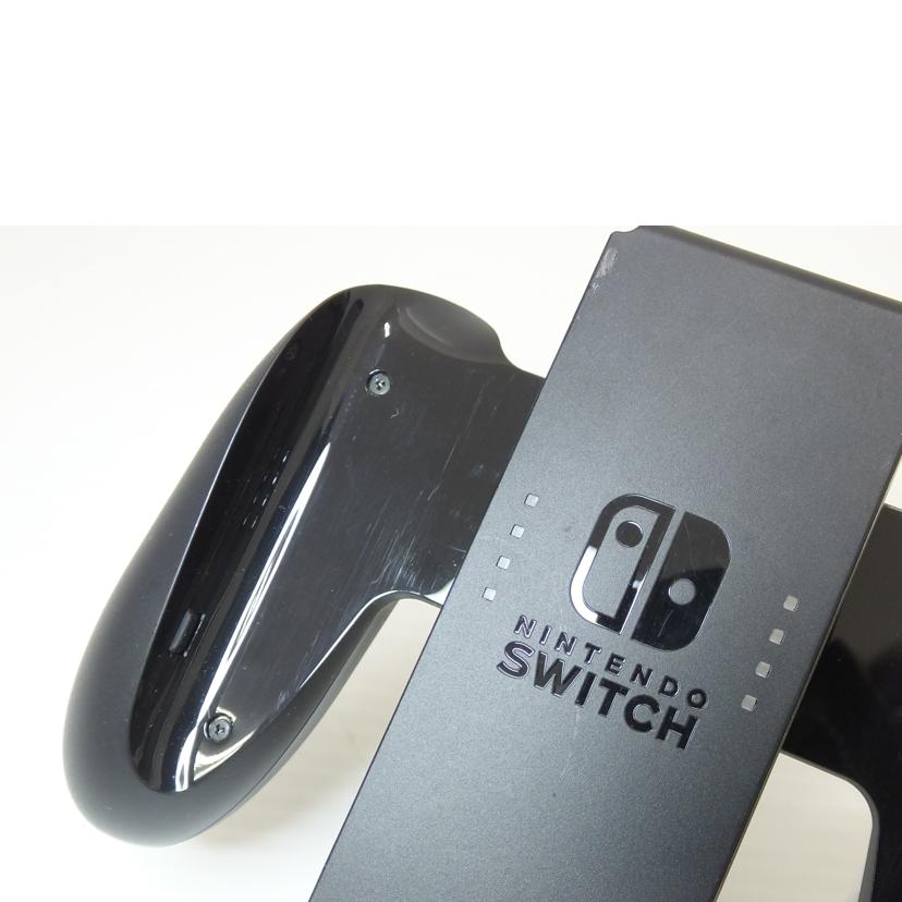 nintendo 任天堂/有機ELスイッチ本体ホワイト/HEG-S-KAAAA//XTJ10640546134/Bランク/88