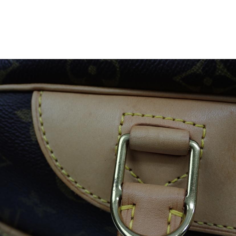 LV ヴィトン/ド-ヴイル/モノグラム/M47270//VI0***/Bランク/62