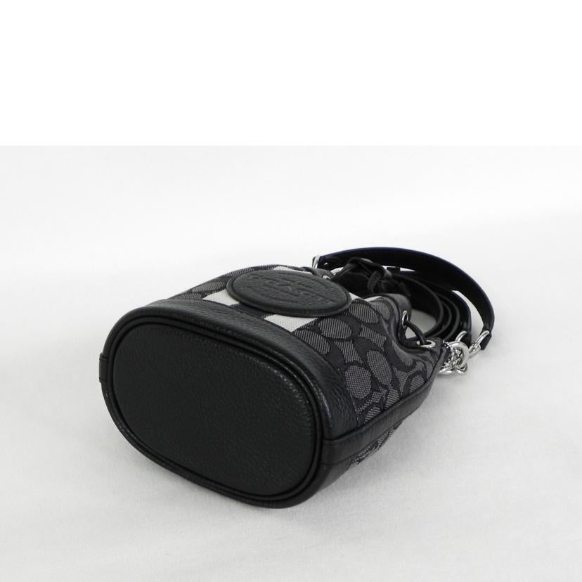 COACH コーチ/ドローストリングバッグ/C8322//Aランク/81