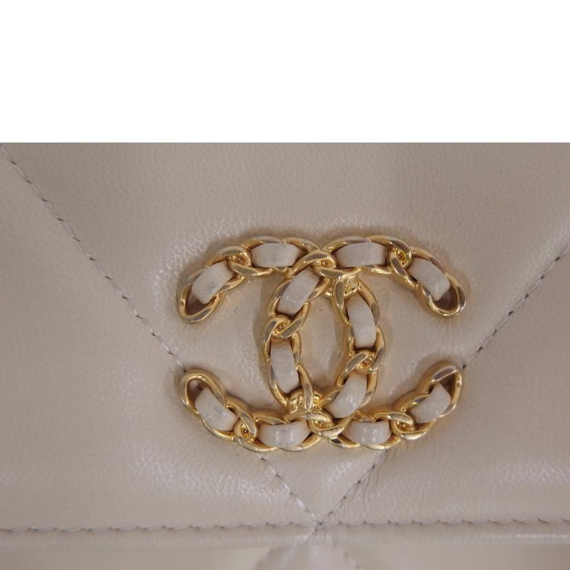 CHANEL シャネル/シャネル19 ライン ココマーク折財布/AP0955//290*****/ABランク/82