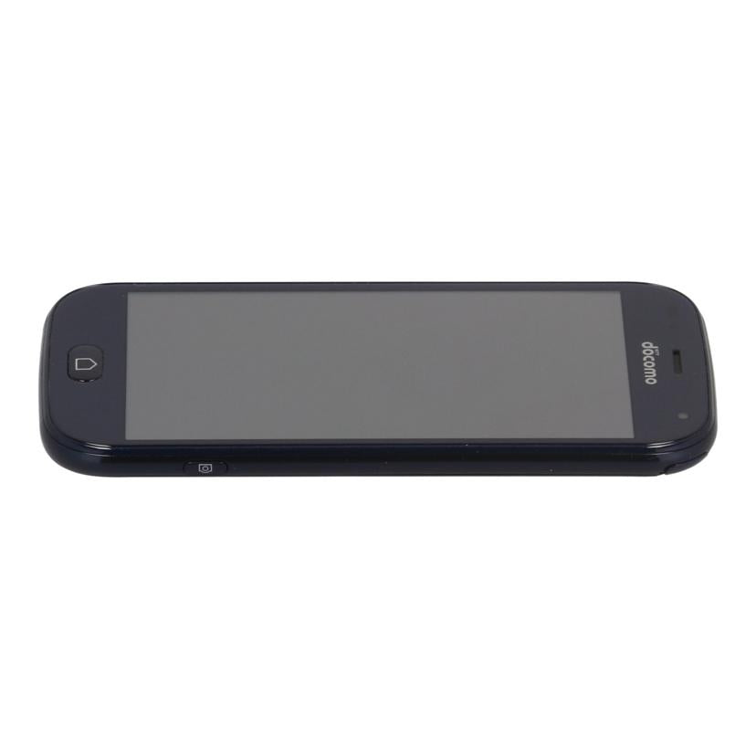 FUJITSU FCNT docomo 富士通 フジツウ /らくらくホンスマートフォン 32GB/F-42A//a9730707/Bランク/75