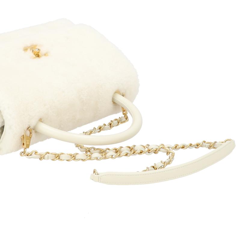 CHANEL/ココハンドルシアリングファー2WAYバッグ/ホワイト //232*****/Aランク/24